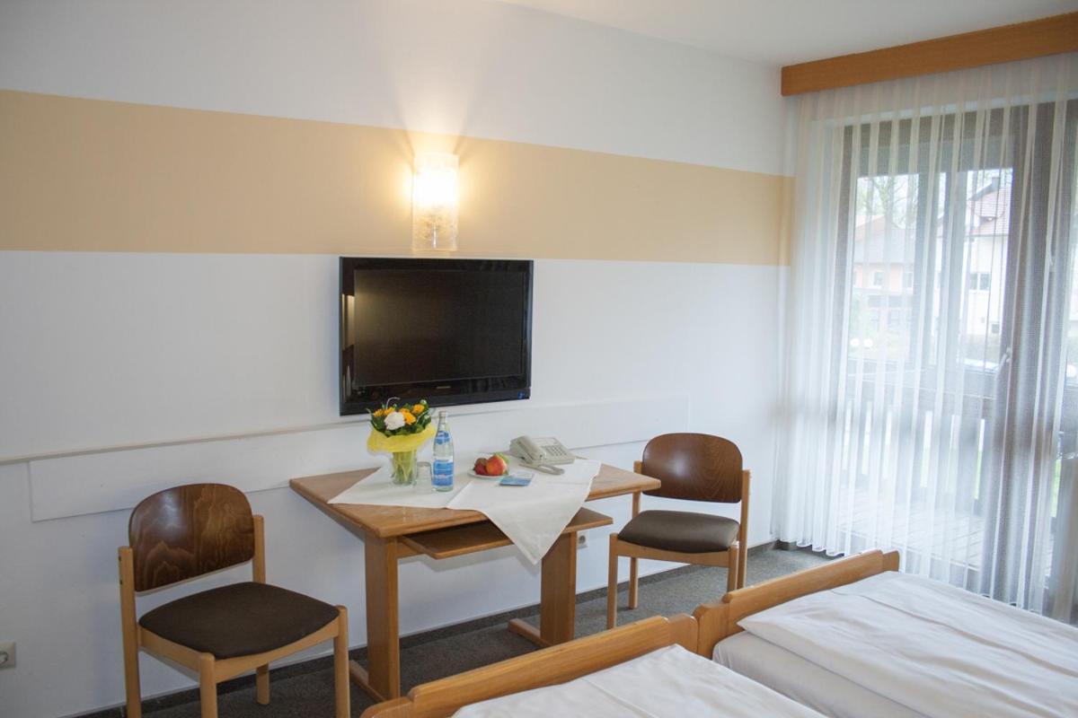 Hotel Am Regenbogen Хам Екстер'єр фото