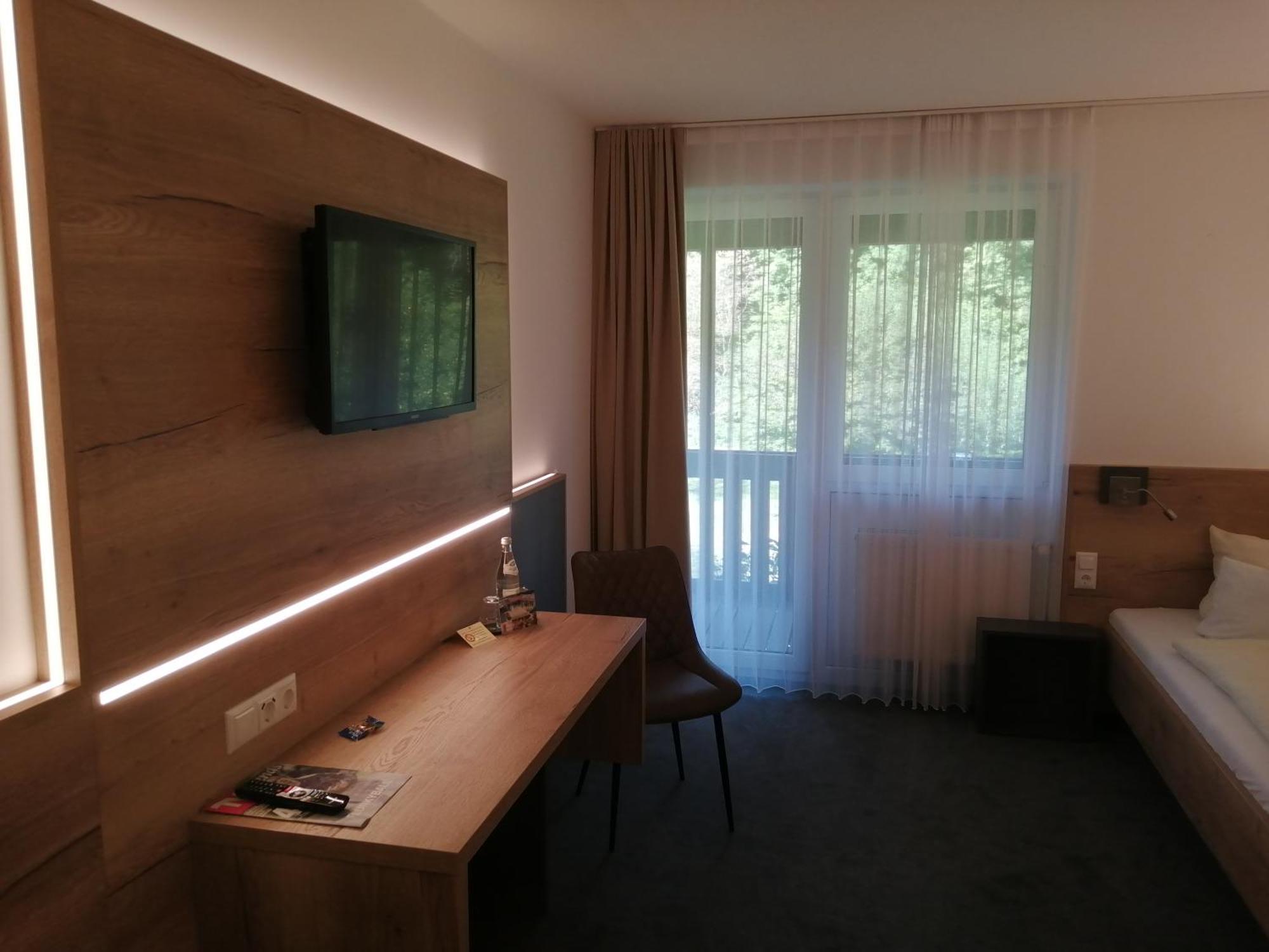 Hotel Am Regenbogen Хам Екстер'єр фото